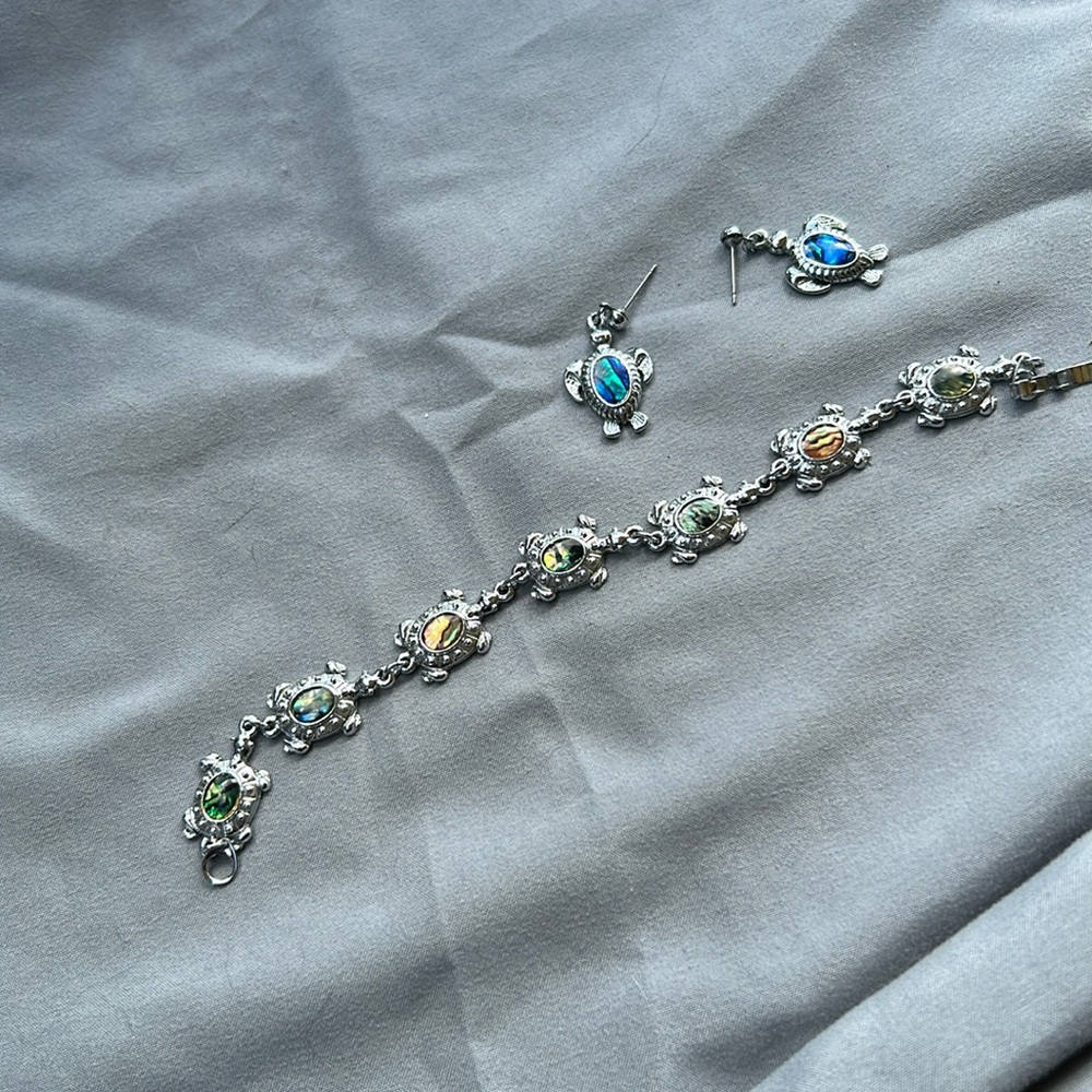 Vintage turtle bracelet and earrings